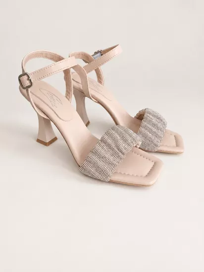 Mergenshoes K036 Bej Günlük 9 Cm Klasik Topuk Kadın Ayakkabı