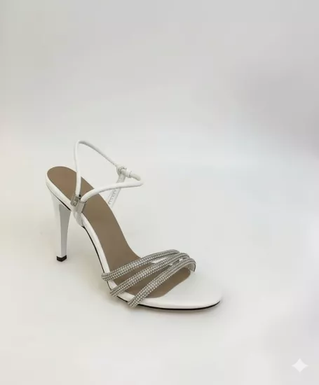 Mergenshoes K039 Beyaz Günlük 9 Cm Klasik Topuk Kadın Ayakkabı