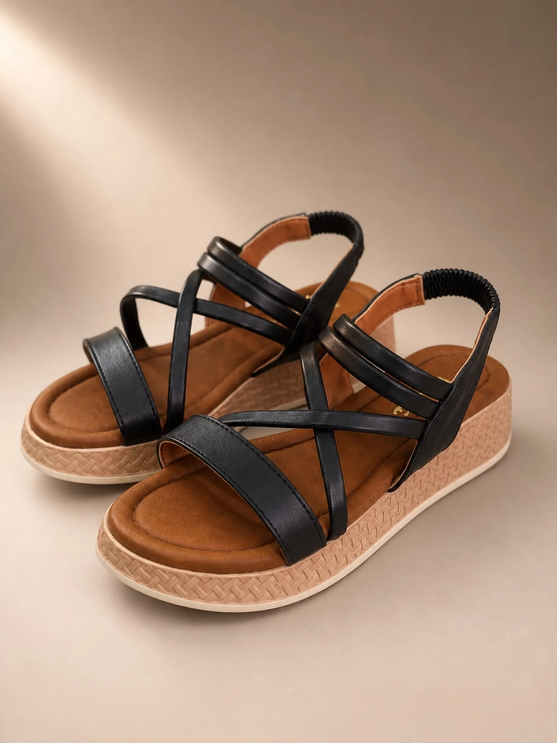 Mergenshoes Akç A31 Siyah Günlük Çapraz Kadın Sandalet Ayakkabı